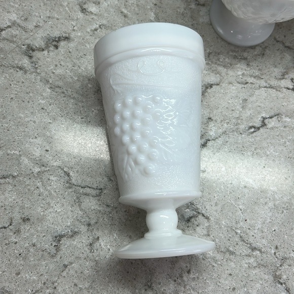 3 Vintage Milk Glass Goblets Set - Picture 6 of 13